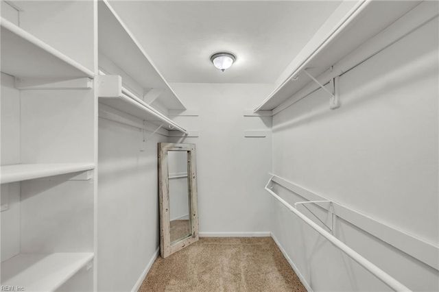 704 Yateley CT, Chesapeake, VA 23322