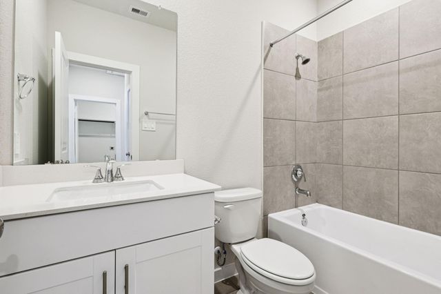 3219 Quiet Sunset Drive, Houston, TX 77080