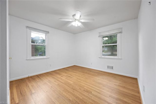 4536 Little John DR, Norfolk, VA 23513