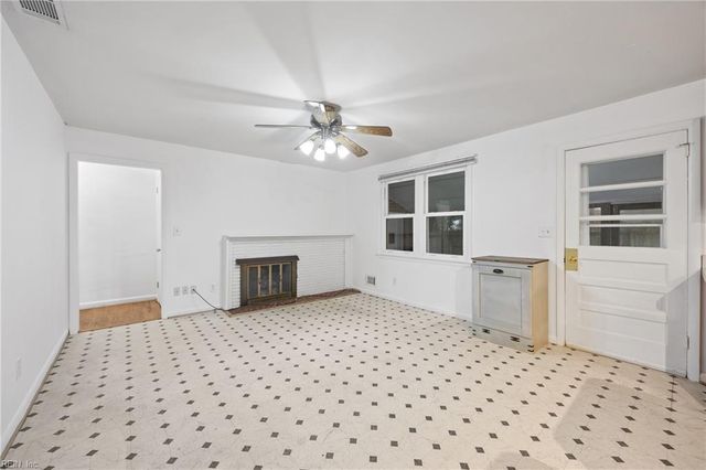 4536 Little John DR, Norfolk, VA 23513