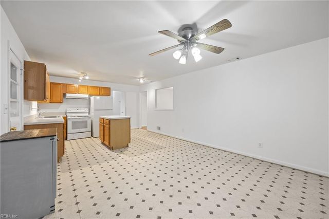 4536 Little John DR, Norfolk, VA 23513