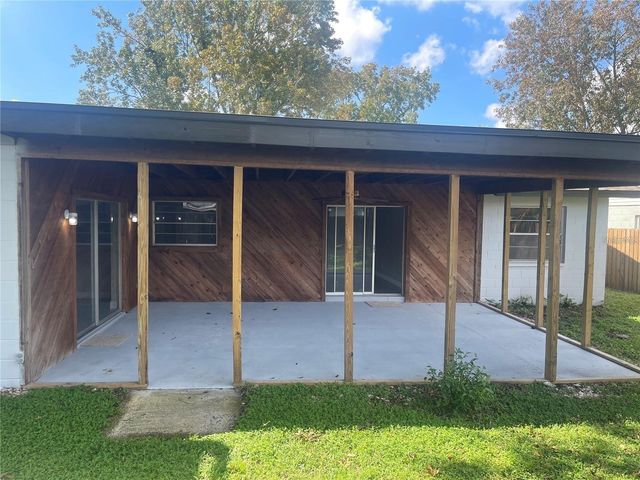 4421 RANCHWOOD LANE, Tampa, FL 33624