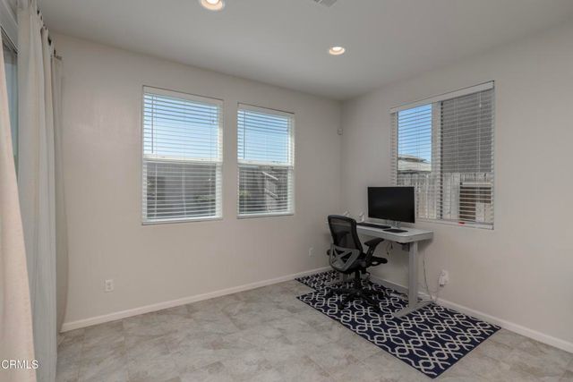 12201 Quiet Creek Way, Bakersfield, CA 93311
