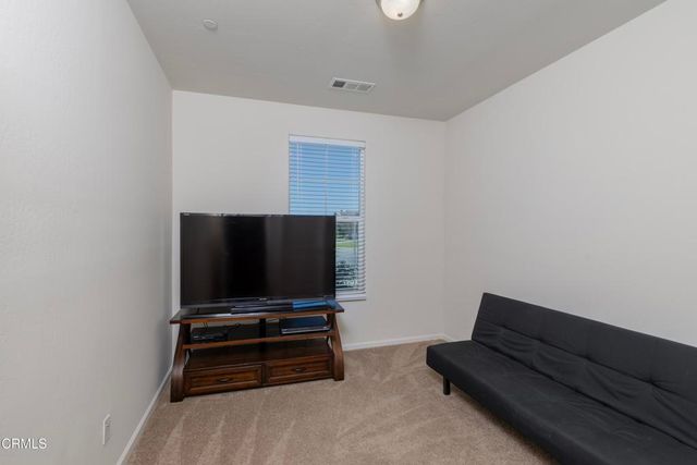 12201 Quiet Creek Way, Bakersfield, CA 93311