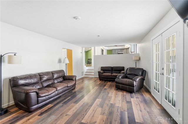 2752 Harlan Road, Waynesville, OH 45068