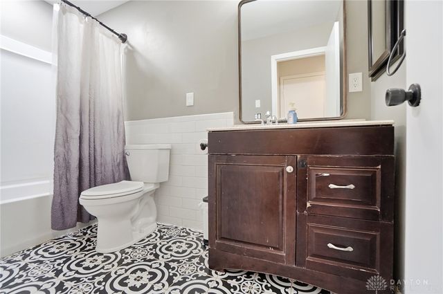 2752 Harlan Road, Waynesville, OH 45068