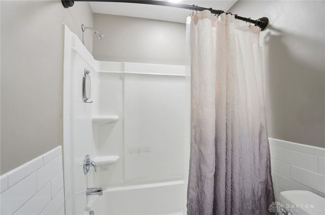 2752 Harlan Road, Waynesville, OH 45068