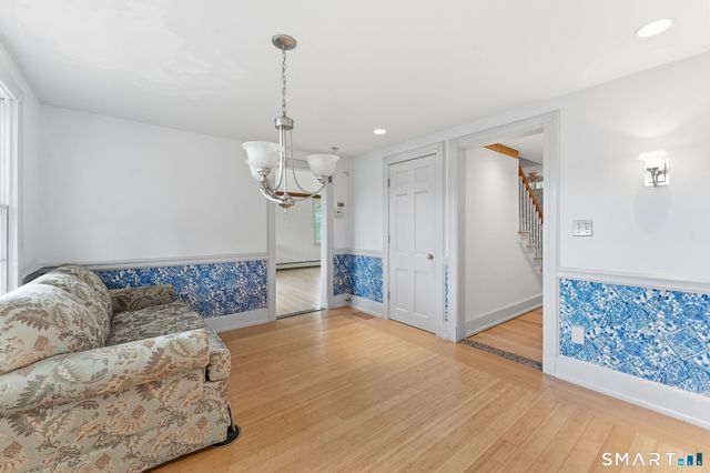 87 Phoenix Drive, Groton, CT 06340