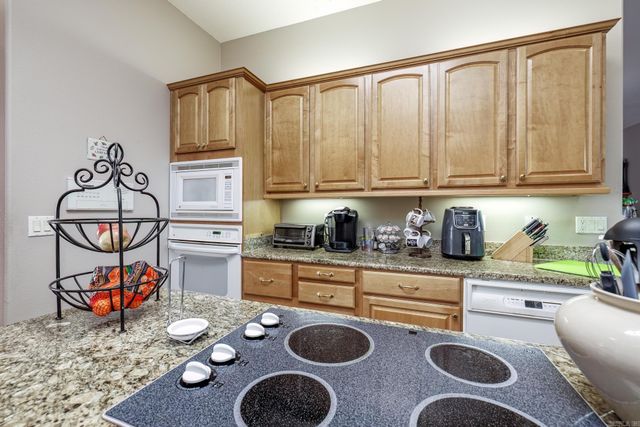 4 Poema Lane, Hot Springs Village, AR 71909