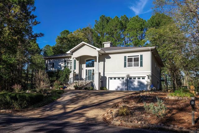 4 Poema Lane, Hot Springs Village, AR 71909