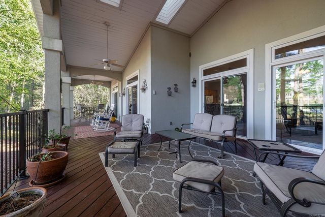 4 Poema Lane, Hot Springs Village, AR 71909