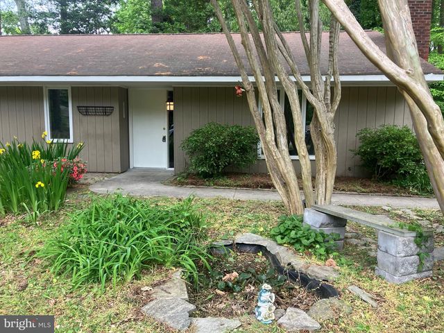 102 STAVENGER, Williamsburg, VA 23188