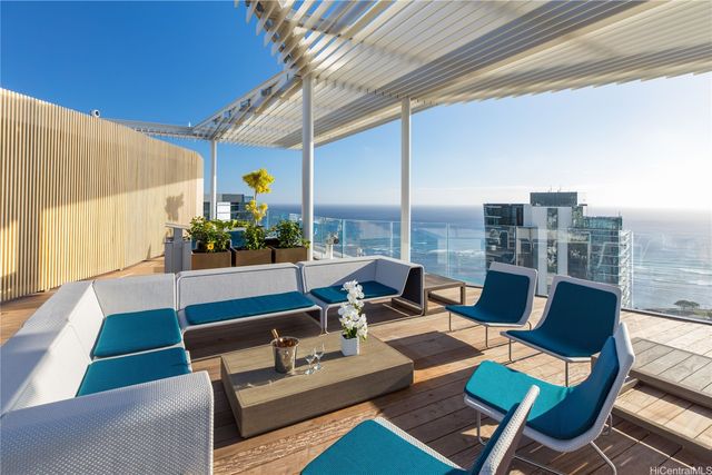 1001 Queen Street 1213, Honolulu, HI 96814