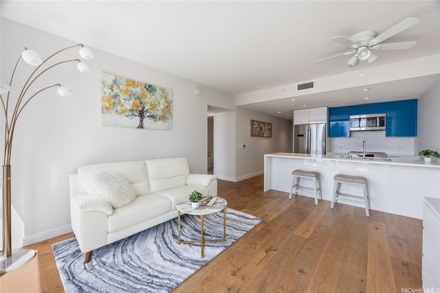 1001 Queen Street 1213, Honolulu, HI 96814