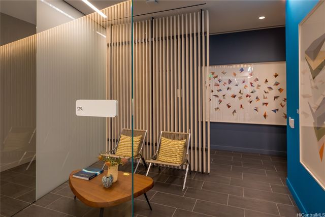 1001 Queen Street 1213, Honolulu, HI 96814