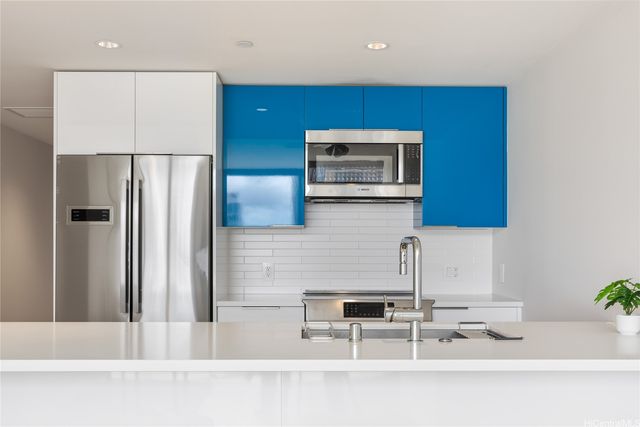 1001 Queen Street 1213, Honolulu, HI 96814