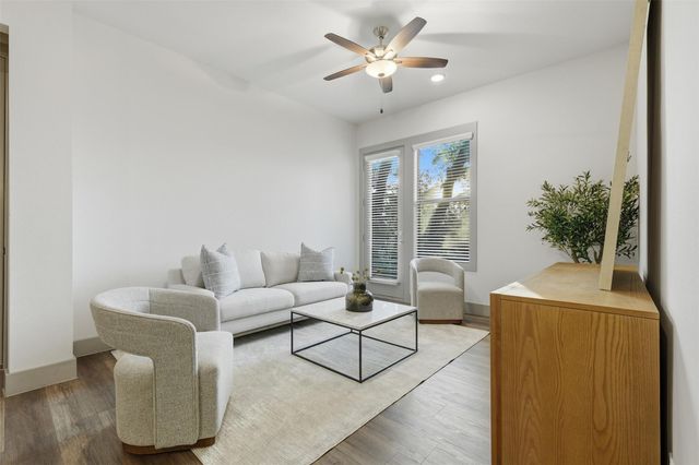 4509 Mount Vernon Street 11, Houston, TX 77006