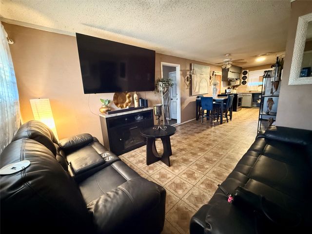 4809 Melinda Drive, Fort Worth, TX 76119