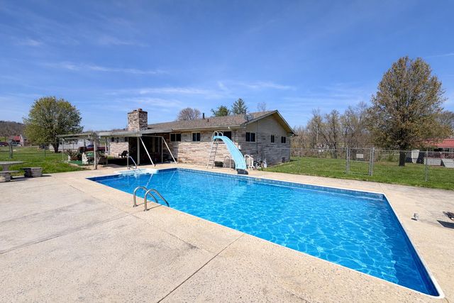 1010 N Main Street, Barbourville, KY 40906