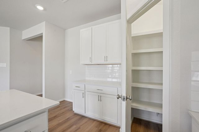 17768 Mill Manor Drive, Montgomery, TX 77316