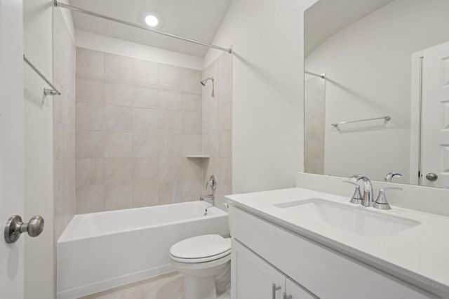 17768 Mill Manor Drive, Montgomery, TX 77316
