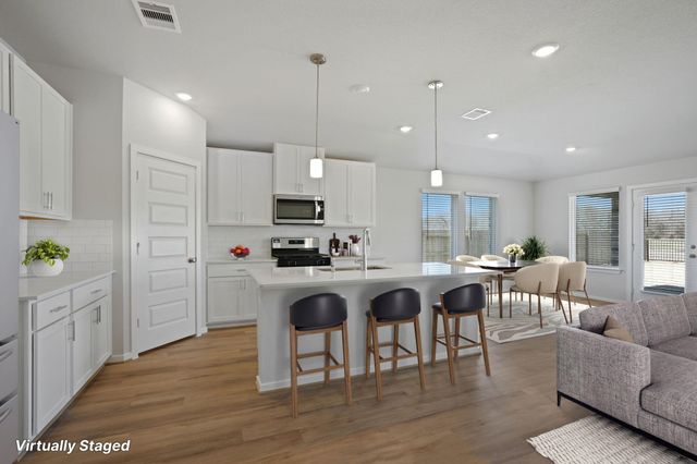 17768 Mill Manor Drive, Montgomery, TX 77316