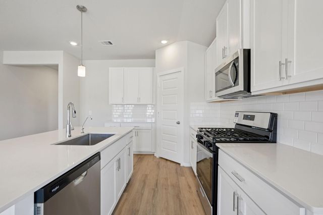 17768 Mill Manor Drive, Montgomery, TX 77316