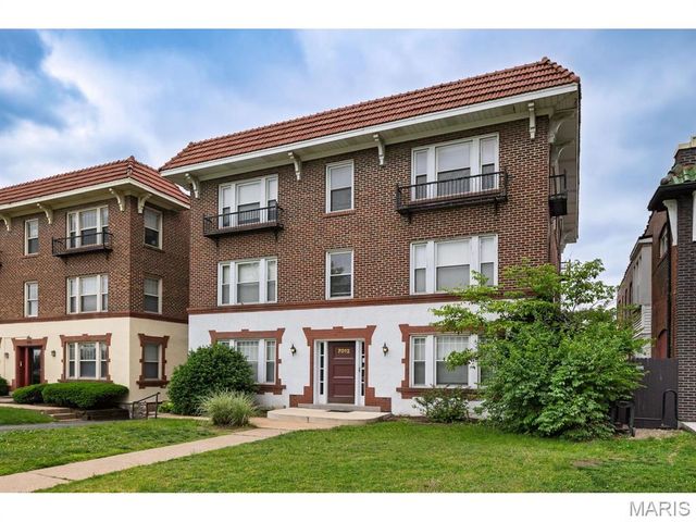 7012 Forsyth Boulevard 3W, University City, MO 63105