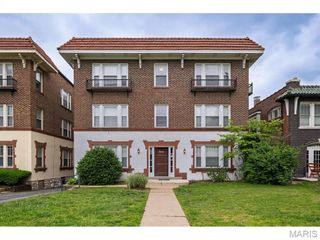 7012 Forsyth Boulevard 3W, University City, MO 63105