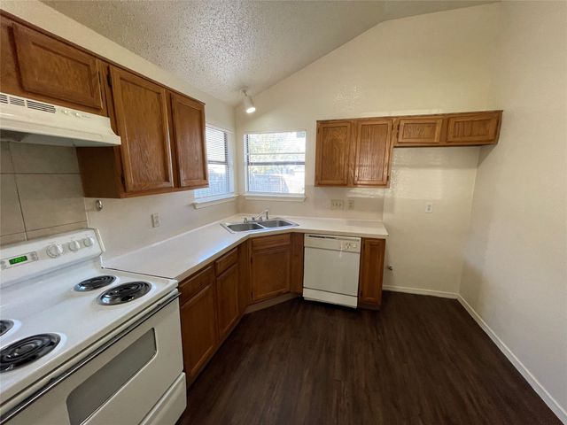 10404 Cork Oak Circle, Dallas, TX 75227