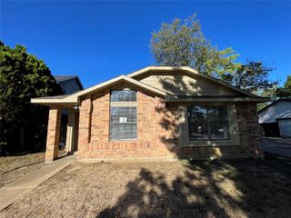 10404 Cork Oak Circle, Dallas, TX 75227