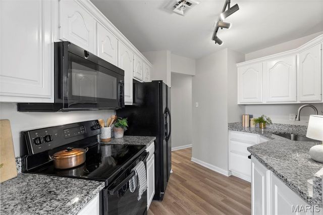 4256 Maryland 3E, St Louis, MO 63108