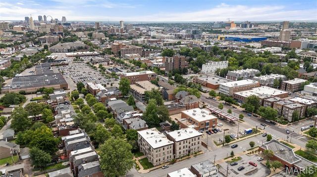 4256 Maryland 3E, St Louis, MO 63108