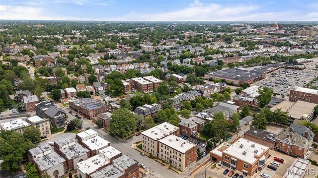 4256 Maryland 3E, St Louis, MO 63108