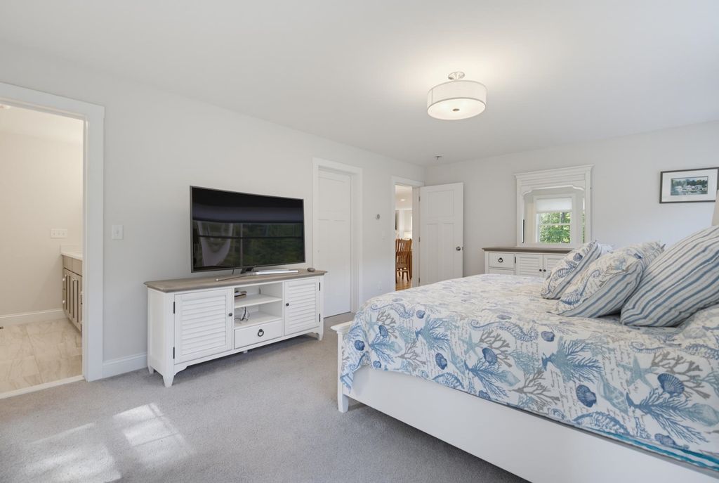Image 14 of property listing at 24 Sage Drive # 13, Hampton, NH 03842