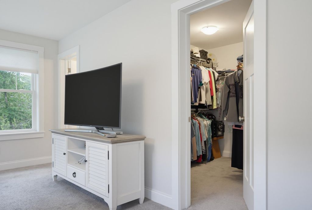 Image 17 of property listing at 24 Sage Drive # 13, Hampton, NH 03842