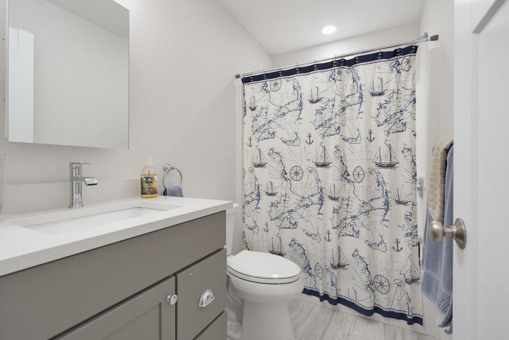 Image 19 of property listing at 24 Sage Drive # 13, Hampton, NH 03842