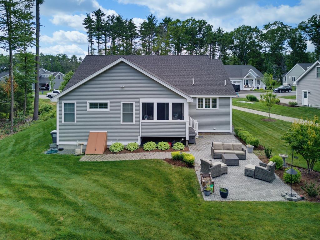 Image 34 of property listing at 24 Sage Drive # 13, Hampton, NH 03842