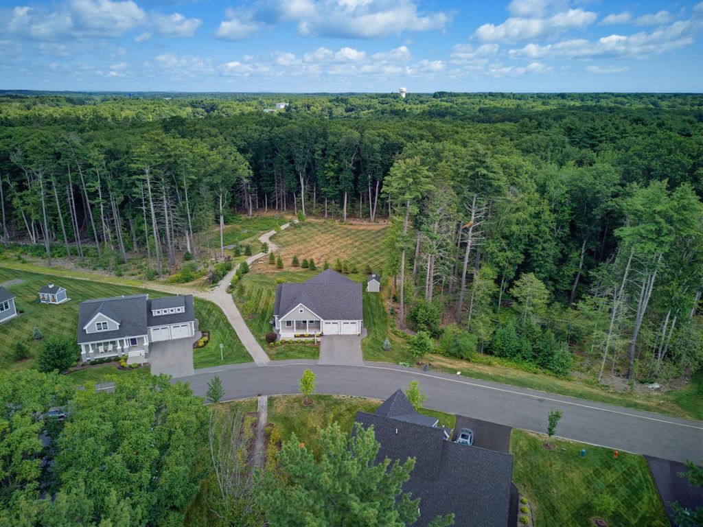 Image 36 of property listing at 24 Sage Drive # 13, Hampton, NH 03842