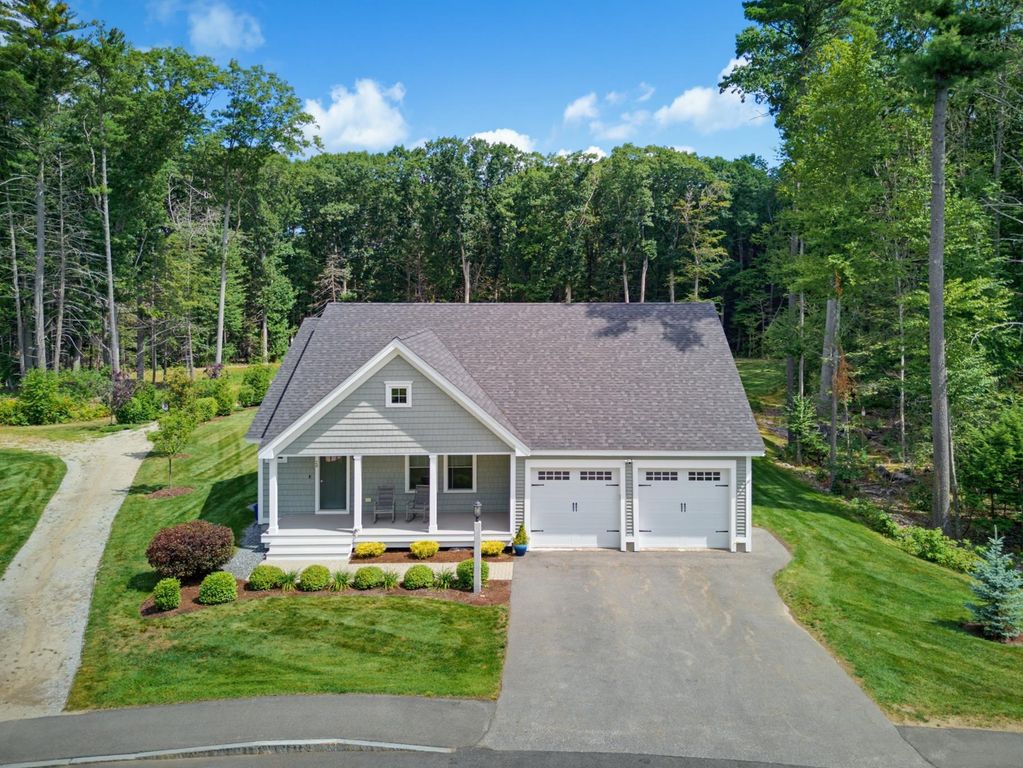 Image 38 of property listing at 24 Sage Drive # 13, Hampton, NH 03842
