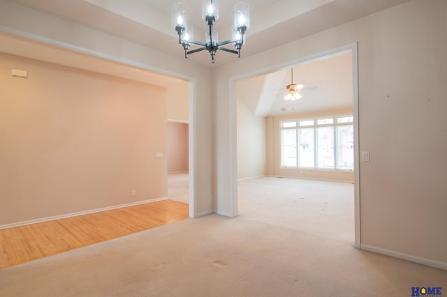 9214 Pioneer Court, Lincoln, NE 68520