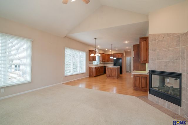 9214 Pioneer Court, Lincoln, NE 68520