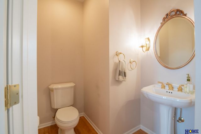 9214 Pioneer Court, Lincoln, NE 68520