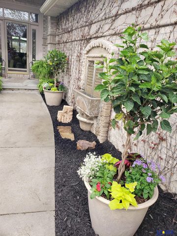 9214 Pioneer Court, Lincoln, NE 68520