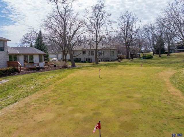 9214 Pioneer Court, Lincoln, NE 68520