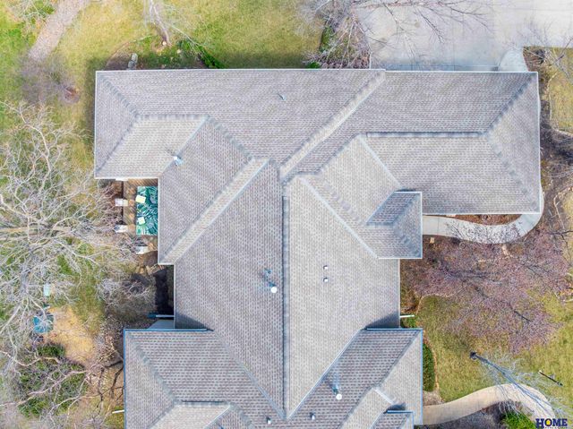 9214 Pioneer Court, Lincoln, NE 68520