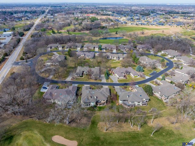 9214 Pioneer Court, Lincoln, NE 68520