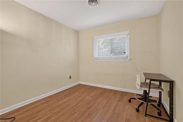 652 Aragona BLVD, Virginia Beach, VA 23462