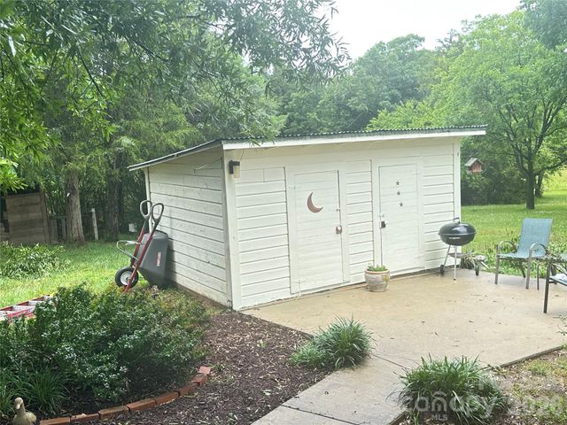 12435 Philadelphia Church Road, Stanfield, NC 28163
