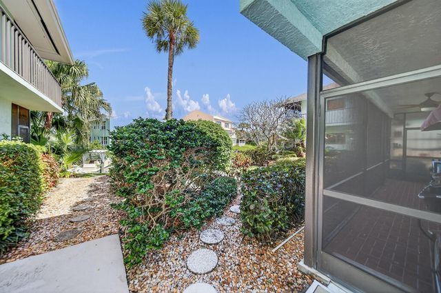 4083 SE Centerboard Lane 3-a, Stuart, FL 34997